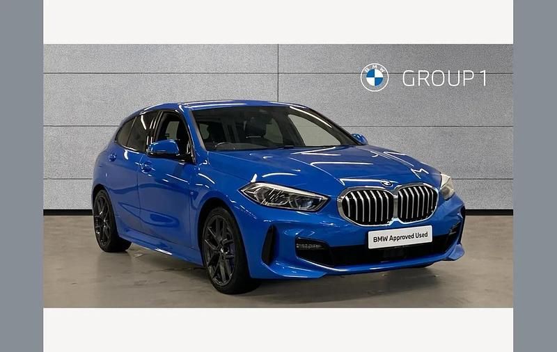 Used BMW 118 M Sport 140 HP (102 kW) 2019 Blue Hatchback
