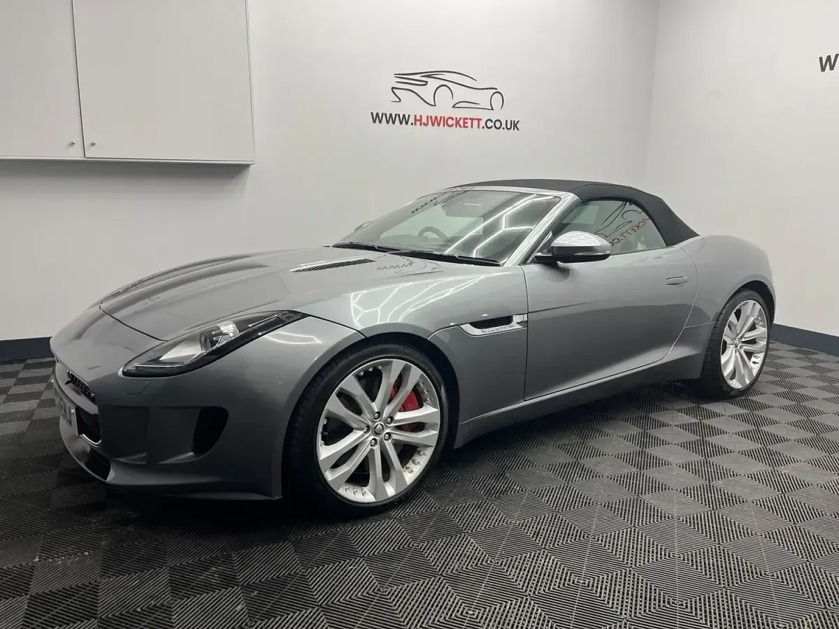 Used Jaguar F-Type S 380 HP (279 kW) 2013 Grey Cabriolet