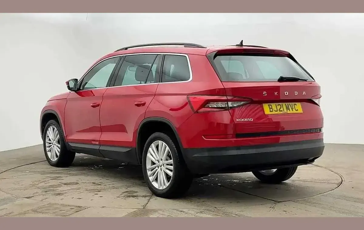 Usado Skoda Kodiaq SE L 150 CV (110 kW) 2021 Rojo SUV