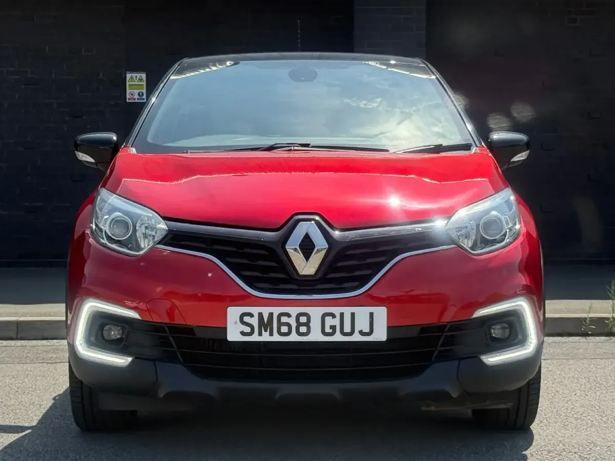 Used Renault Captur Iconic 2019 Red SUV