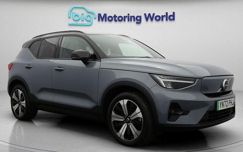 Used 2022 Volvo XC40 Plus SUV | £20,000 (Fair price) - Image 1/4