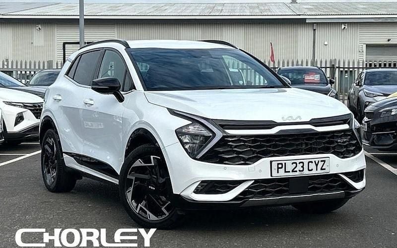 White Used 2023 Kia Sportage GT-Line SUV | £23,203 (Good price) - Image 1/4