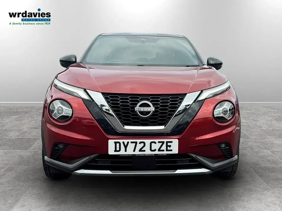 Used Nissan Juke Tekna+ 114 HP (83 kW) 2022 Fuji sunset red SUV
