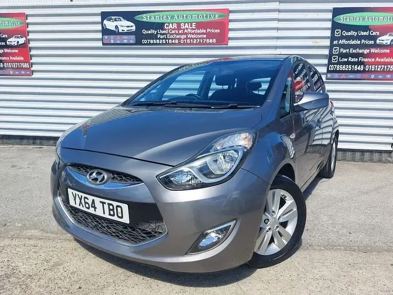 Used Hyundai ix20 Active 123 HP (90 kW) 2014 Grey Hatchback