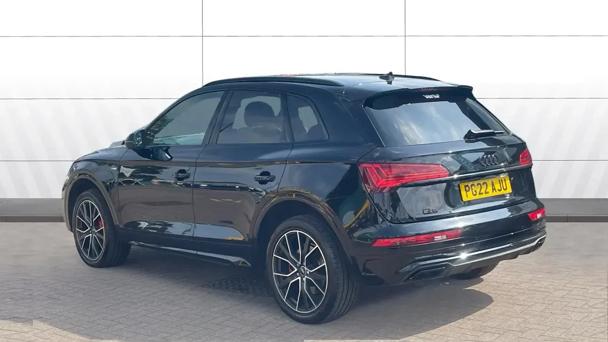 Used Audi Q5 Comfort 204 HP (150 kW) 2022 Black SUV