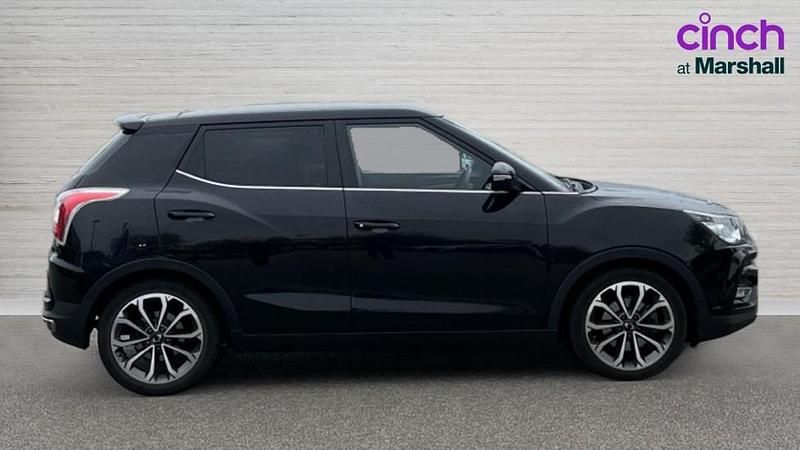 Used Ssangyong (KGM) Tivoli 128 HP (94 kW) 2020 Black SUV