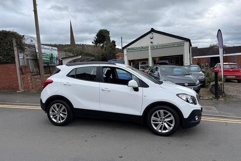 Used Vauxhall Mokka 140 HP (102 kW) 2017 White SUV