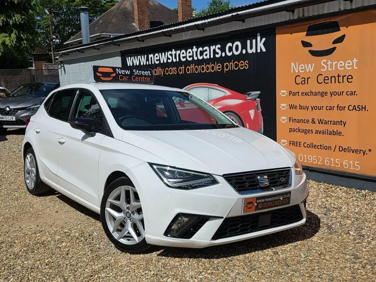 Used Seat Ibiza FR 2018 White Hatchback