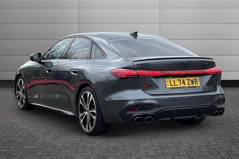 Used Audi A5 Advanced 367 HP (269 kW) 2024 Daytona grey Estate