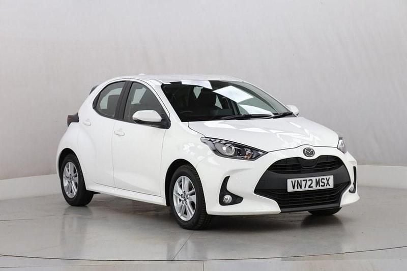Begagnad Mazda 2 116 HK (85 kW) 2022 Vit Halvkombi