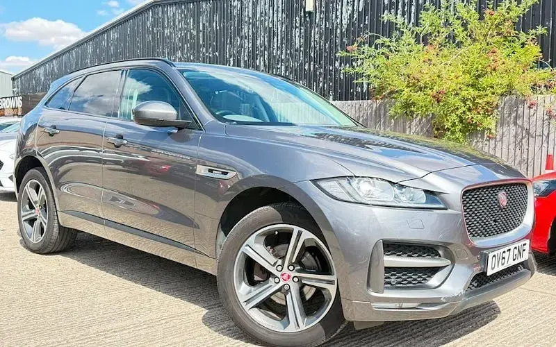 Used Jaguar F-Pace R-Sport 179 HP (131 kW) 2017 SUV