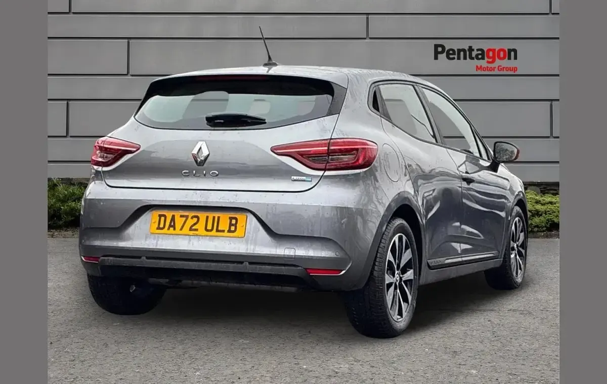 Used Renault Clio Evolution 143 HP (105 kW) 2022 Grey Hatchback