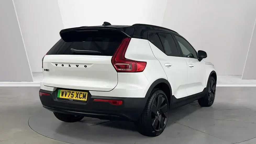 Used Volvo EX40 Plus 185 kW (252 HP) 2025 White SUV
