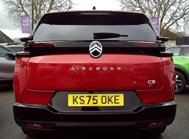 Nowe Citroën C5 PureTech 145 KM (106 kW) 2025 Czerwony SUV