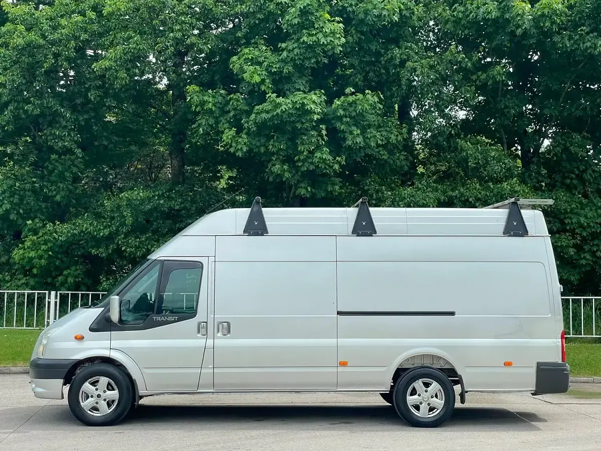 Used Ford Transit Trend 155 HP (114 kW) 2012 Silver Van