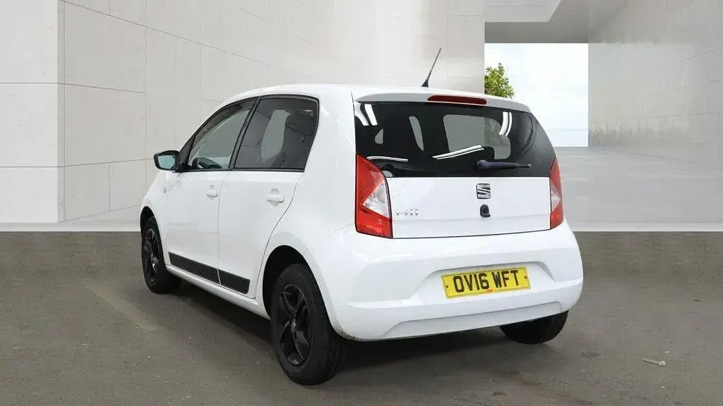 Used Seat Mii Design 2016 White Hatchback