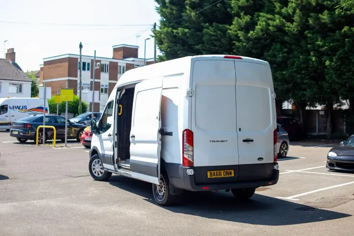 Used Ford Transit 99 HP (72 kW) 2017 White
