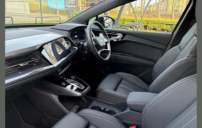 Used VW T-Roc R-line 150 HP (110 kW) 2021 Blue SUV