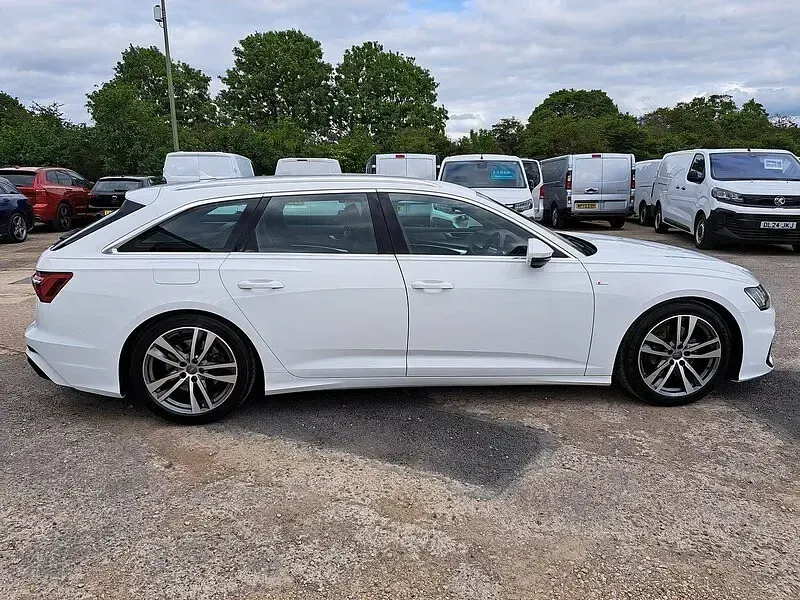 Used Audi A6 S-Line 286 HP (210 kW) 2019 White Estate