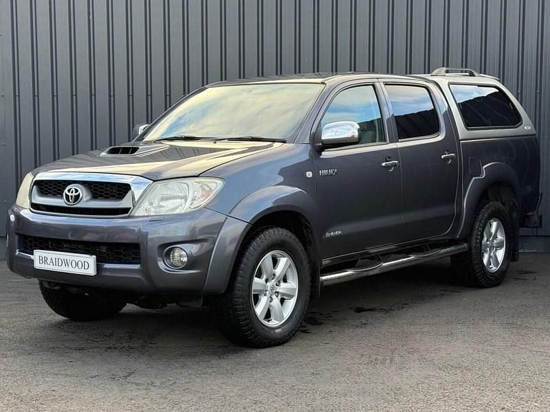 Grey Used 2011 Toyota HiLux Pickup | £10,990 (Expensive) - Image 1/3
