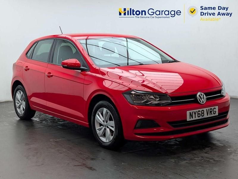 Used VW Polo SE 65 HP (47 kW) 2019 Red Hatchback