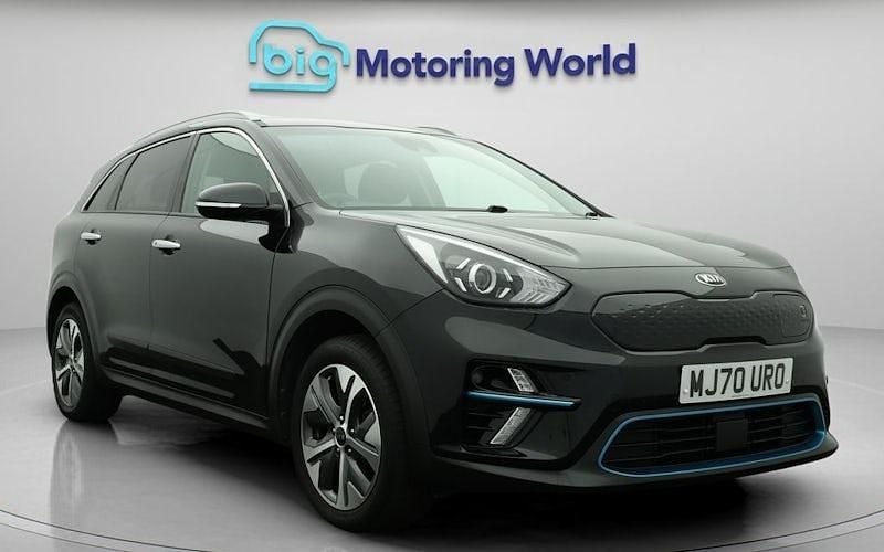 Used 2022 Kia e-Niro 3 SUV | £12,700 (Super price) - Image 1/4