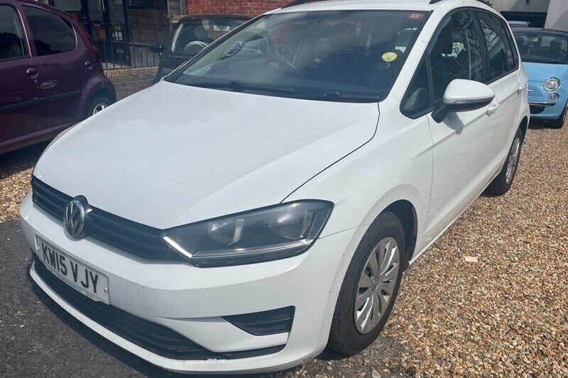Used 2015 VW Golf VII S | £4,495 (Good price) - Image 1/1