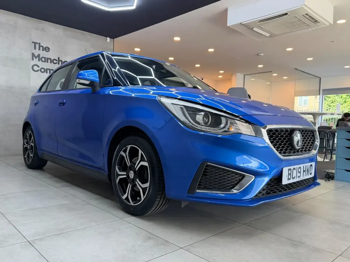 Used MG MG3 Exclusive 106 HP (77 kW) 2019 Blue Hatchback