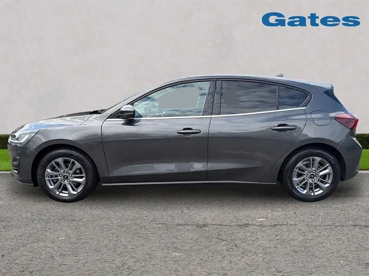 Używany Ford Focus Style 155 KM (114 kW) 2022 Szary Hatchback