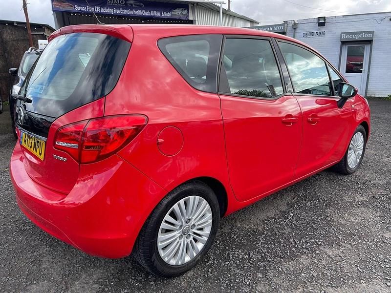 Used Vauxhall Meriva 2013 Red MPV