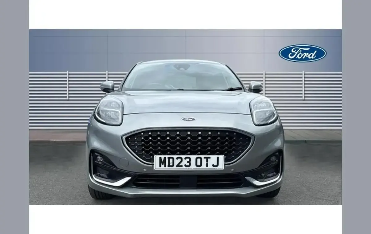 Used Ford Puma ST-Line 153 HP (112 kW) 2023 Silver SUV
