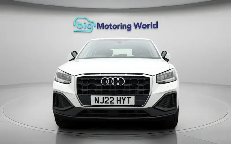 Usado Audi Q2 110 HP (80 kW) 2022 Branco SUV