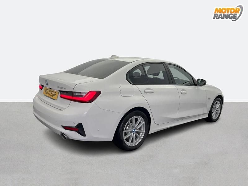Used BMW 330e Comfort Edition 292 HP (214 kW) 2021 White Sedan