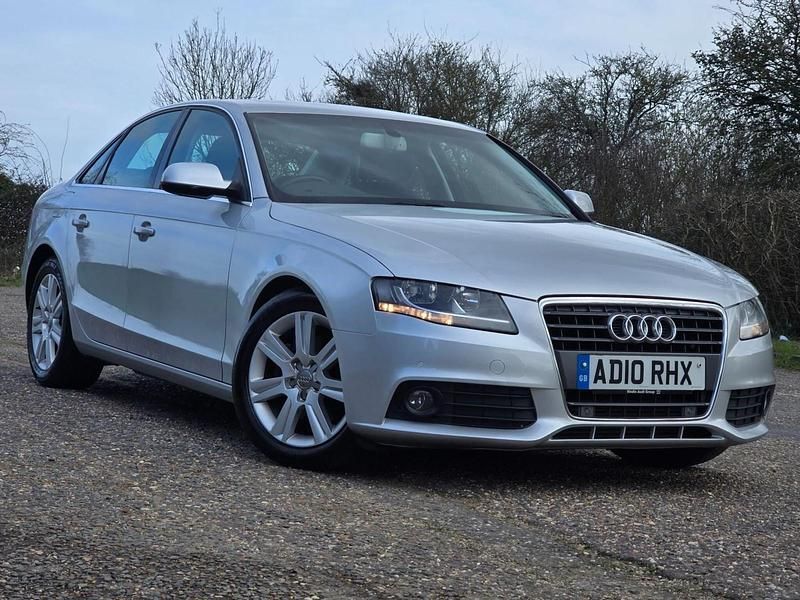 Used Audi A4 Design 143 HP (105 kW) 2010 Silver Sedan