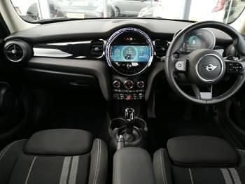Usado Mini Cooper S Classic 178 CV (130 kW) 2023 Verde Utilitario