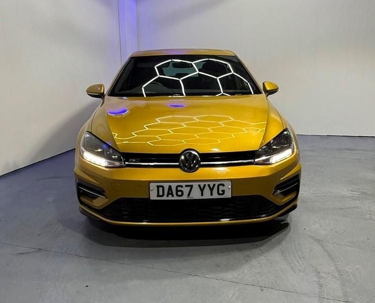 Used VW Golf VII R-line 150 HP (110 kW) 2018 Yellow Hatchback
