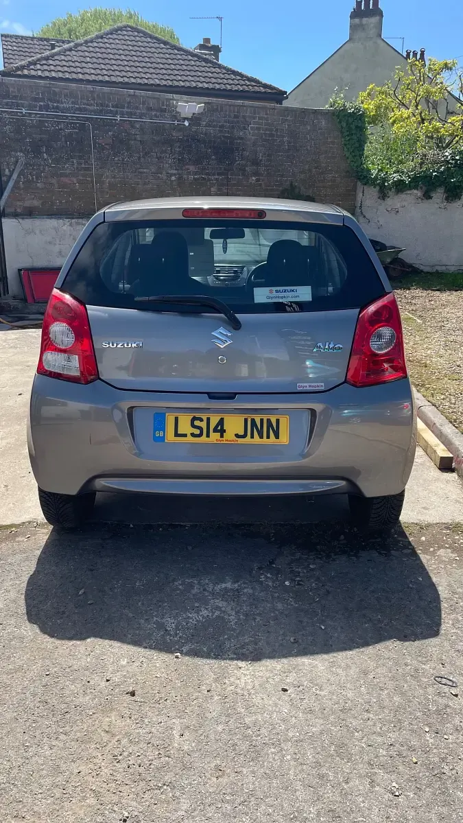 Used Suzuki Alto 68 HP (50 kW) 2014 Grey Hatchback