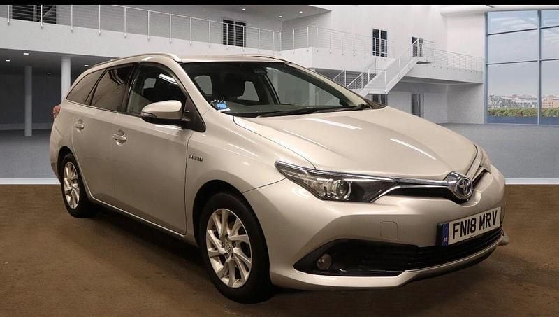 Used Toyota Auris Hybrid 2018 Silver Estate