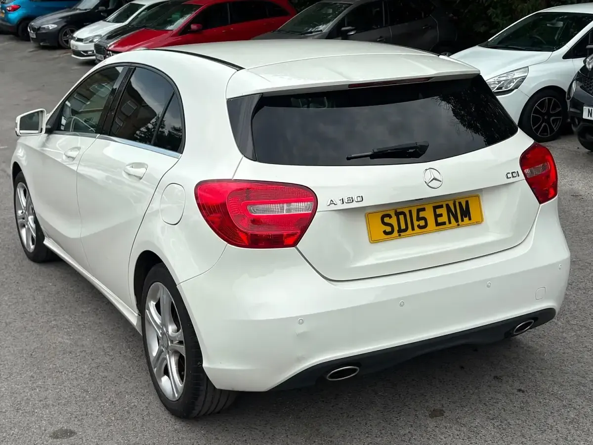 Used Mercedes A180 Sport Edition 2015 White Hatchback