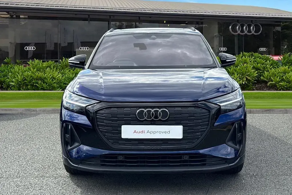 Used Audi Q4 e-tron Black Edition 210 kW (286 HP) 2025 Blue SUV