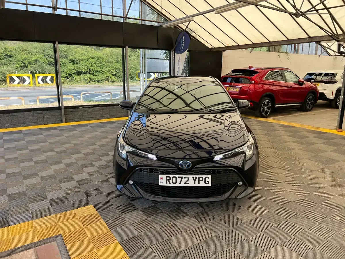 Used Toyota Corolla 2022 Blue Hatchback
