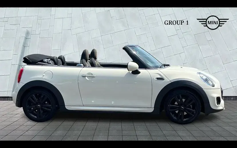 Used Mini Cooper Cabriolet Sport 134 HP (98 kW) 2019 Pepper white Cabriolet