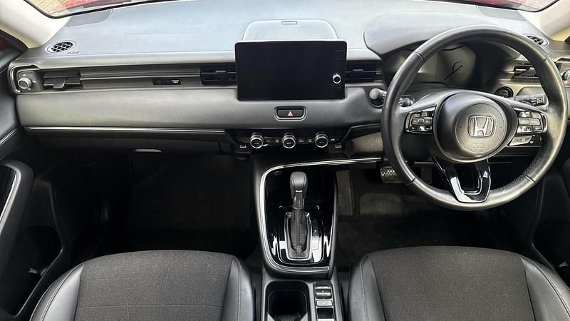 Used Honda HR-V Advance 131 HP (96 kW) 2022 Red SUV