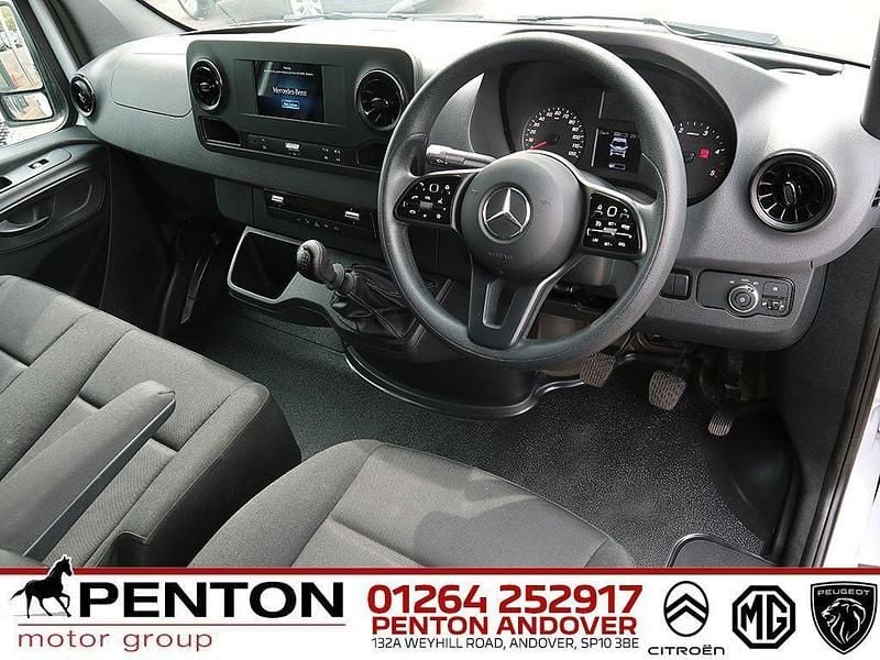 Used Mercedes Sprinter Progressive 150 HP (110 kW) 2023 White Van