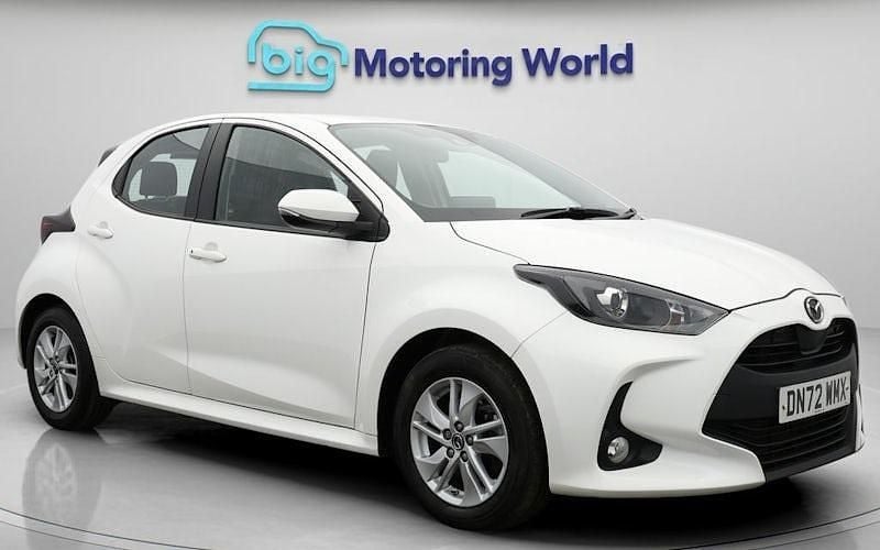 Used Mazda 2 116 HP (85 kW) 2023 White Hatchback