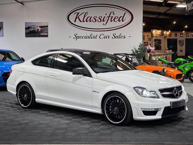 White Used 2013 Mercedes C63 AMG AMG Edition 1 Coupe | £26,699 (Expensive) - Image 1/4