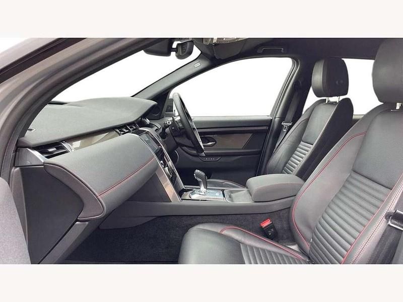 Used Land Rover Discovery 5 SE Dynamic 200 HP (147 kW) 2020 Silver SUV