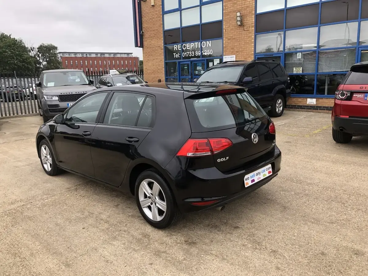 Used VW Golf VII Match 110 HP (80 kW) 2015 Black Hatchback