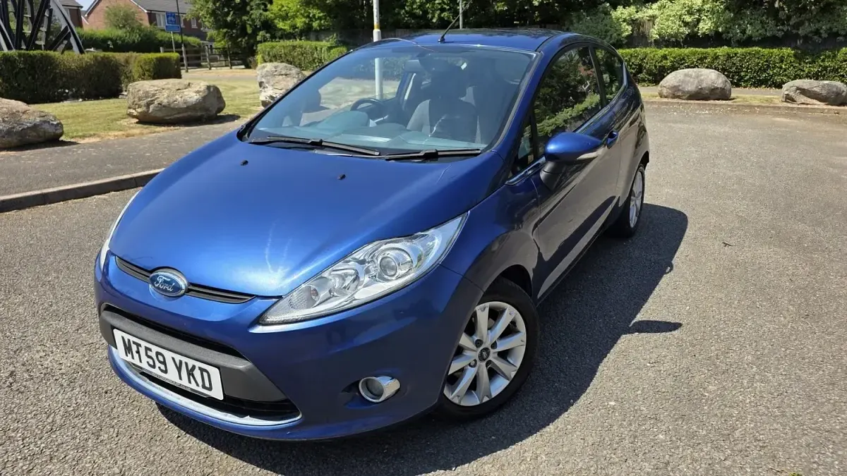 Used Ford Fiesta Zetec 96 HP (70 kW) 2009 Blue Hatchback