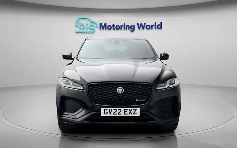 Used Jaguar F-Pace R-Dynamic 204 HP (150 kW) 2024 SUV